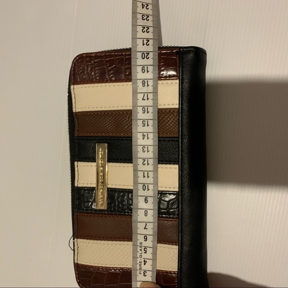 Colette Hayman Wallet - Picture 2 of 10